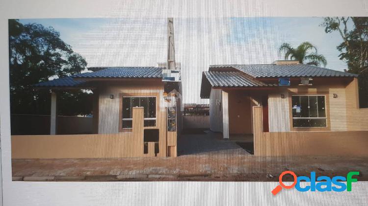 CASA A VENDA COM MÓVEIS PLANEJADOS NA PRAIA DE BARRA VELHA