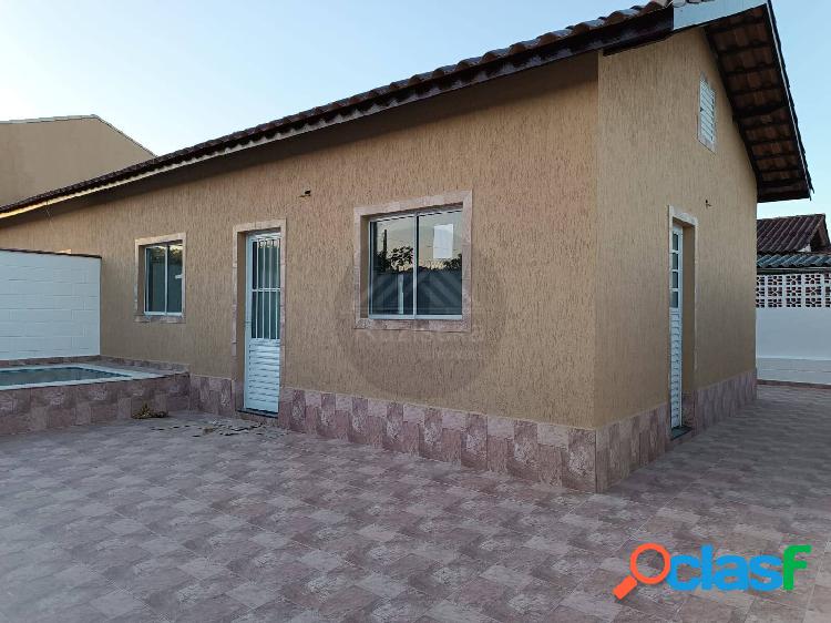 CASA NOVA COM PISCINA A VENDA EM ITANHAÉM LITORAL SUL DE