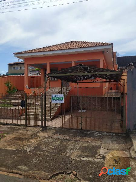 Excelente Casa Térrea com 197m², com 2 Dormitórios e