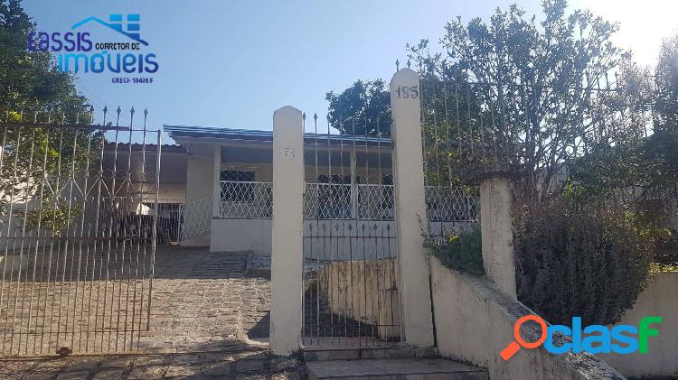 Excelente casa com 3 quartos sendo 1 suite no São Dimas em