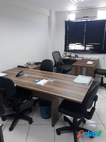 Excelente sala na Barra da Tijuca 80m2