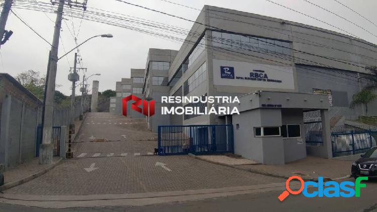 Galpão Locação Condomínio 1.705 m² Osasco, SP.