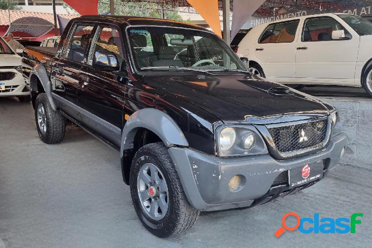 MITSUBISHI L200 OUTDOOR HPE 2.5 4X4 CD T.DIES. MEC. PRETO