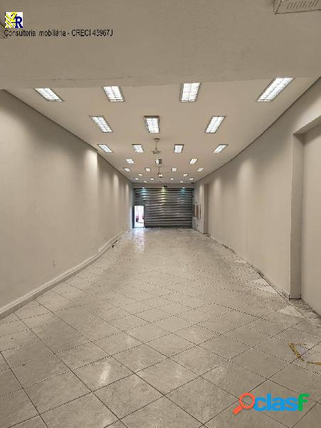 Prédio/Salão Comercial para Locação na Penha com 300m²