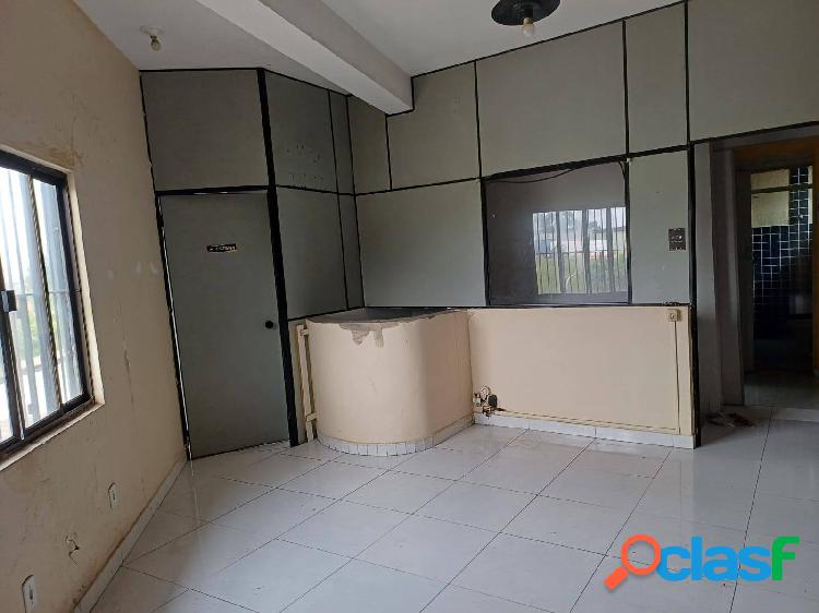 Sala Comercial ou Residencial - Parque Capuava - Santo