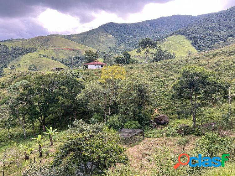 São Francisco Xavier - casa para reforma, lago e vista.