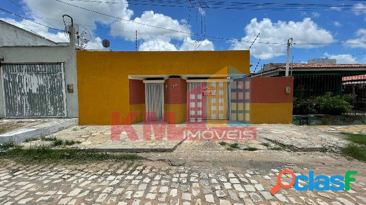 VENDA! Ótima Casa com Piscina no Abolição III em