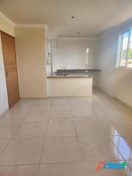 Vendo apartamento dois quartos sendo uma suíte bairro