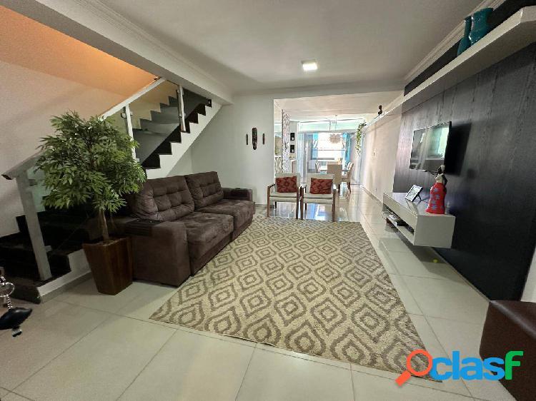 Vendo casa geminada três quartos sendo uma suíte - Bairro