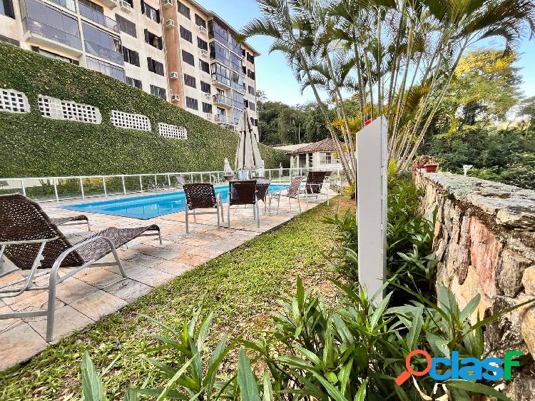 Apartamento 3 dormitórios com Vista Mar em Coqueiros