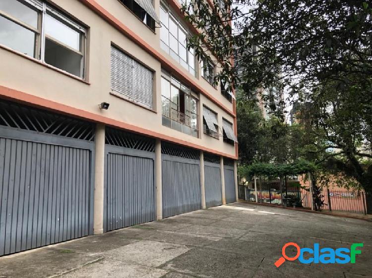 Apartamento com 2 quartos, 107m², à venda em São Paulo,