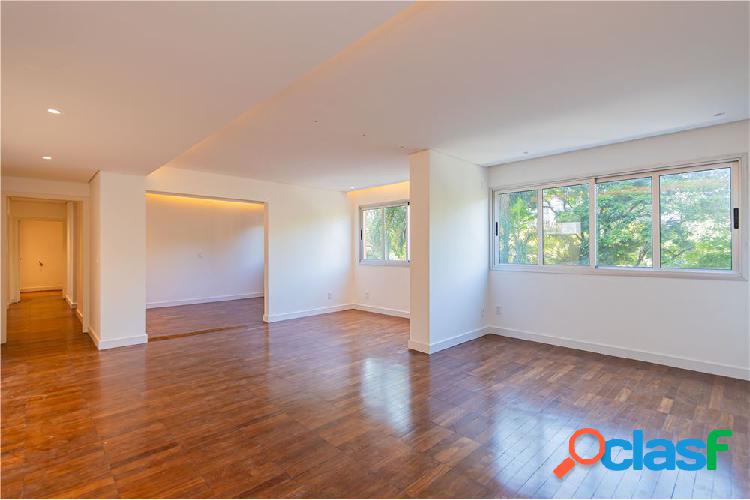 Apartamento com 3 quartos, 129m², à venda em Porto Alegre,