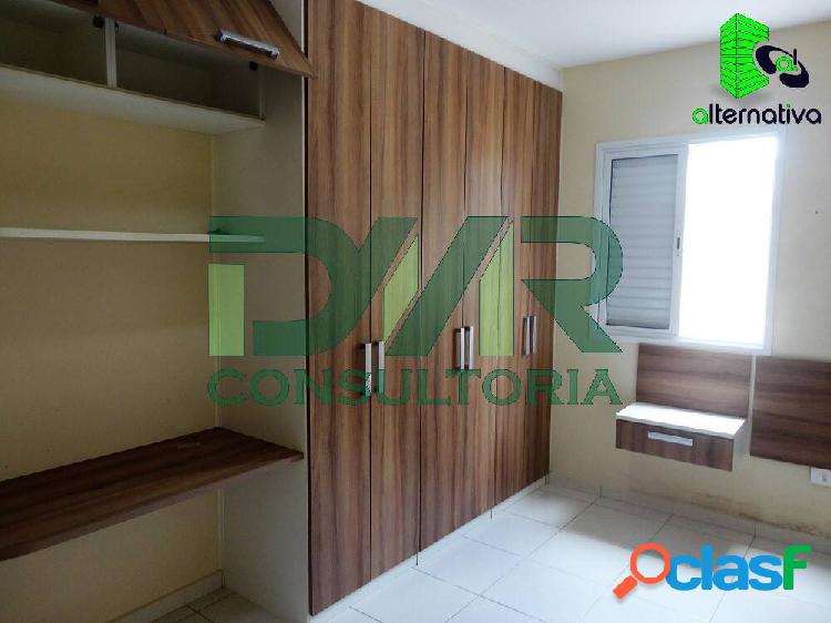 Apartamento com quintal para VENDA - Condomínio Vila Romana