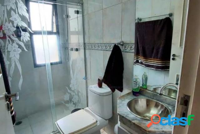 Apartamento à venda, 70 m², 3 quartos, 2 banheiros, 1