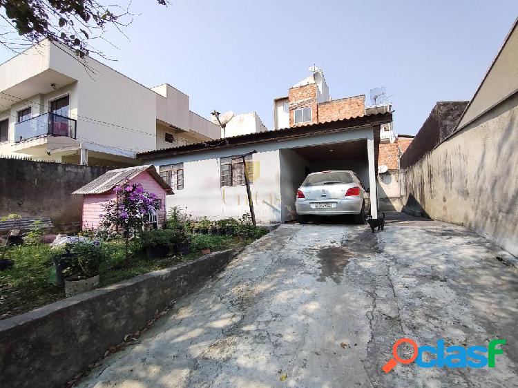 CASA COM TERRENO A VENDA NO SANTO ANTÔNIO