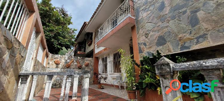 CASA EN CALLE ABIERTA EN EL TRIGAL NORTE