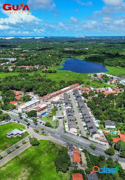 Casa de Condomínio com 3 Quartos e 3 banheiros à Venda,