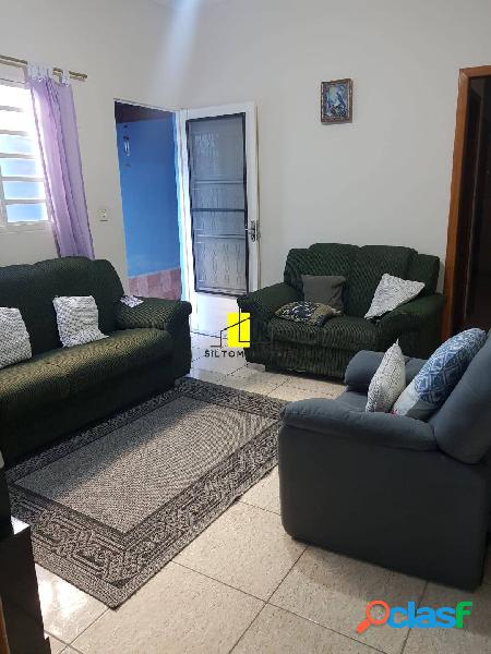 Excelente Casa Com 2 Dormitórios à Venda no Jardim Garcez