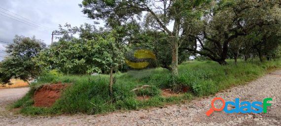 Lote de esquina com 1.420m² Condominio de chacaras, projete