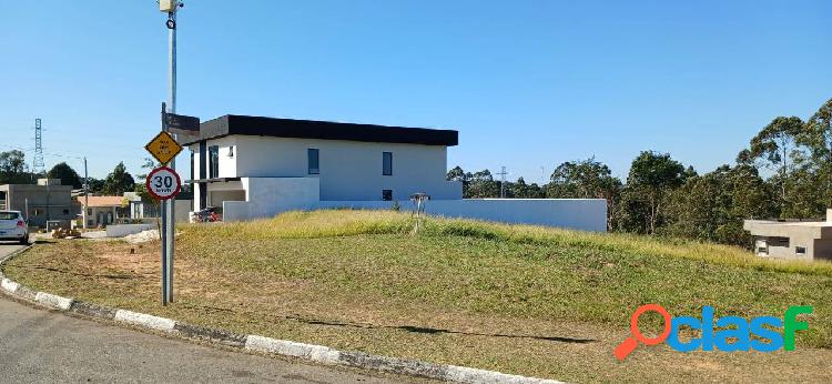 Maravilhoso Lote com 1.001,63m², Ponto alto do condomínio