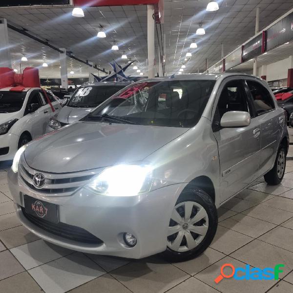 TOYOTA ETIOS XS 1.3 FLEX 16V 5P MEC. PRATA 2013 1.3 FLEX