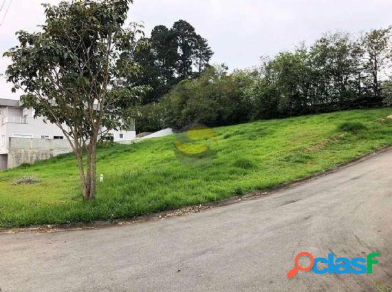 Terreno de esquina, aclive em terreno com ótima