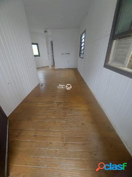 Aluga-se Casa em canela com 1 dormitorio no bairro São