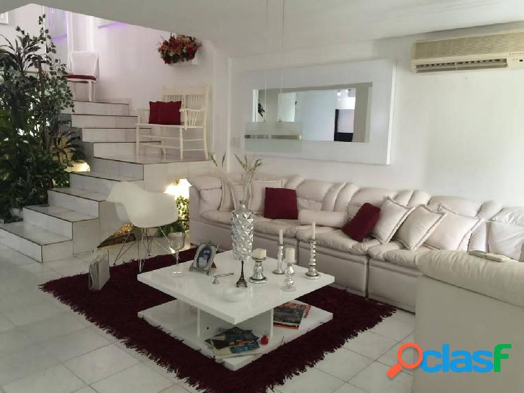 CASA EN VENTA CALLE CERRADA PREBO II PLANTA 100 % PISCINA