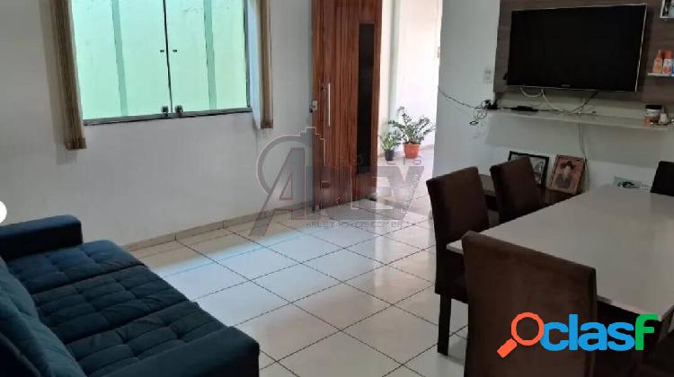 Casa Residencial com 3 quartos, 180m², no bairro Antônio