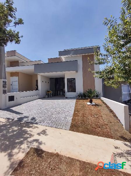 Casa em condomínio