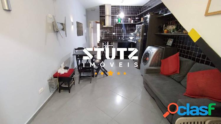 Lindo Apartamento 01 dormitório em Caiobá com Hidro e