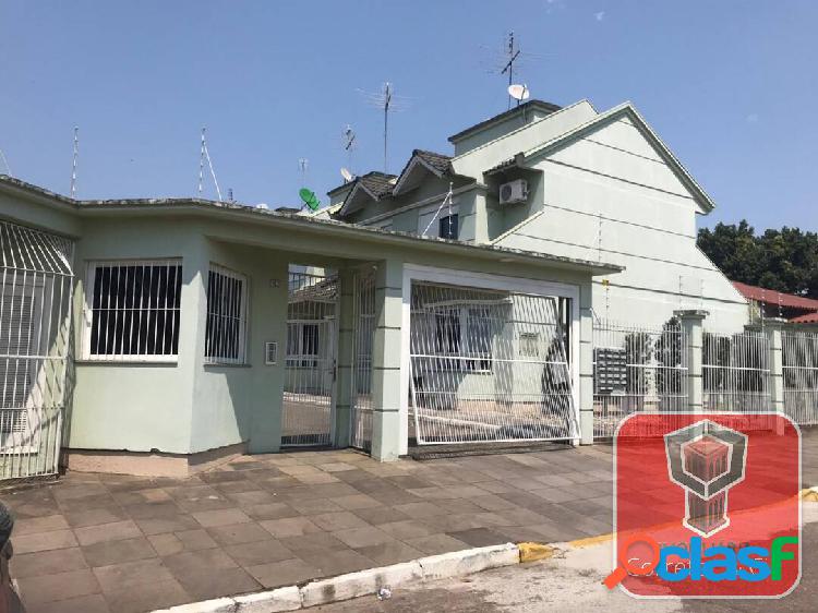 SOBRADO EM CONDOMÍNIO FECHADO