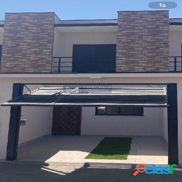 Sobrado com 2 quartos, 71m², à venda, Golfinho,