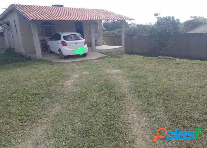 ÓTIMA CASA COM GARAGEM PARA VÁRIOS CARROS