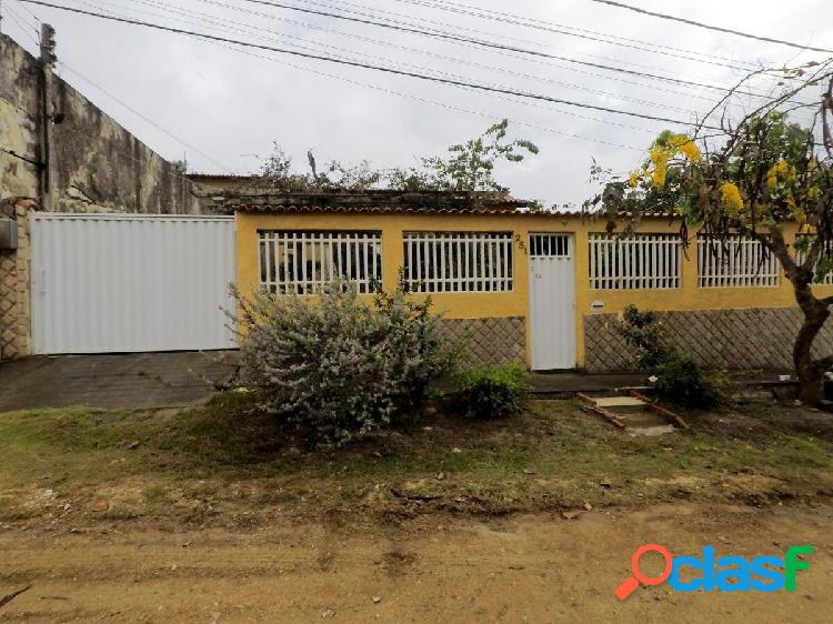 ÓTIMA CASA COM SUITES E ARMÁRIOS PLANEJADOS - SÃO PEDRO