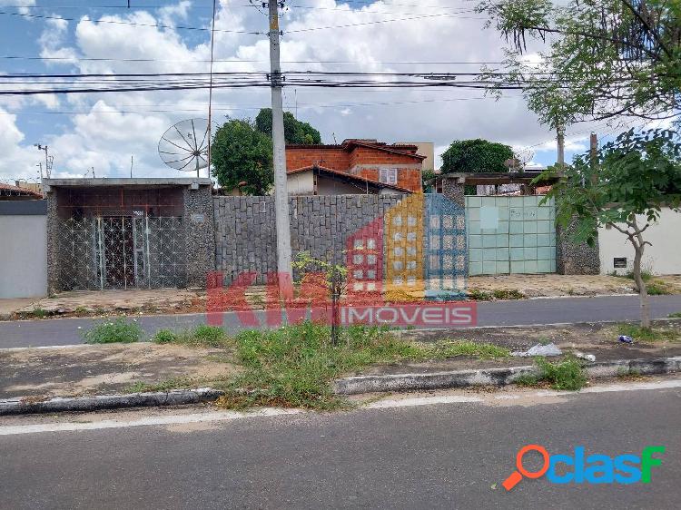 VENDA e LOCAÇÃO! Casa com Terreno no Alto de São Manoel