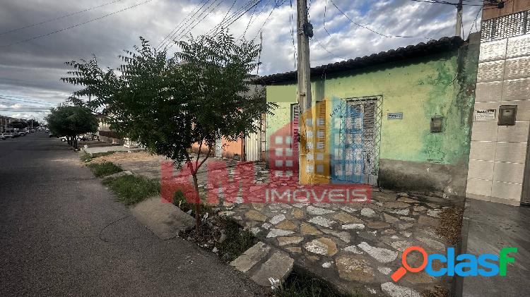 VENDA! Ótima Casa com Terreno no Santo Antônio em