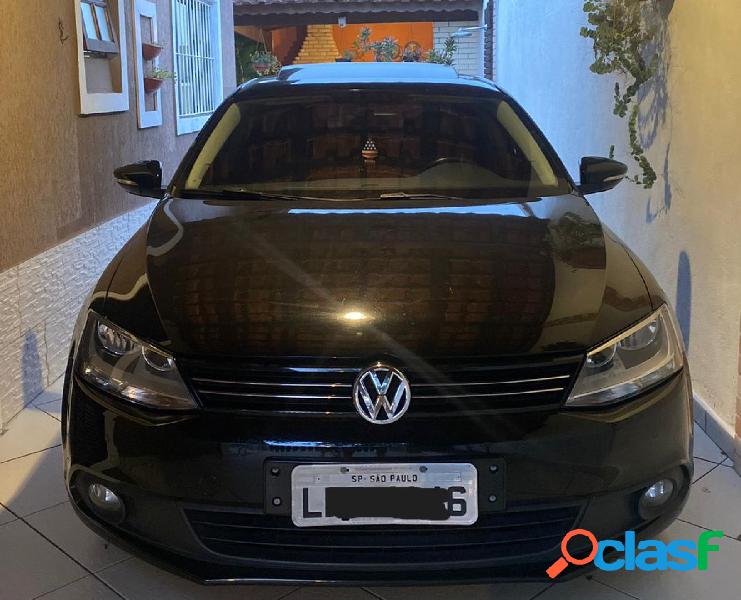 VOLKSWAGEN JETTA COMFORTLINE 2.0 T.FLEX 8V 4P TIPT. PRETO