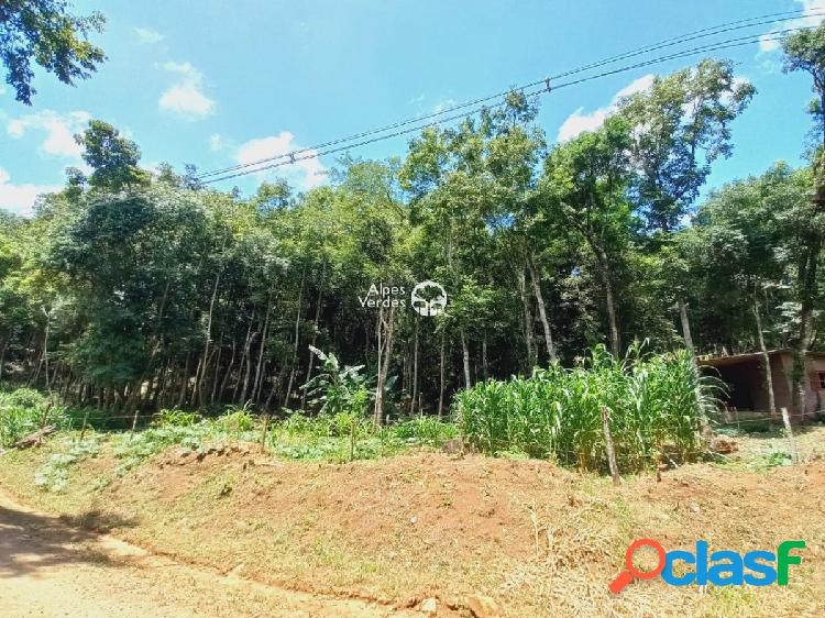 Vende-se Sitio em Canela com 2 Hectares a cerca de 10