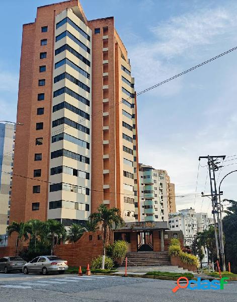 Venta Apartamento Res. Garden Plaza calle cerrada, pozo,