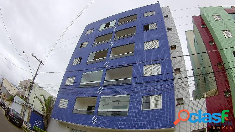 Apartamento com 2 Quartos Disponível p/ Locação Anual na