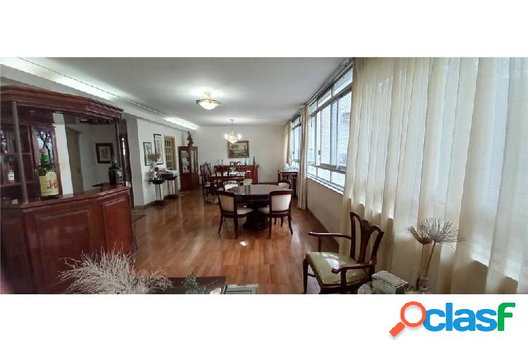 Apartamento com 4 quartos, 254m², à venda em São Paulo,