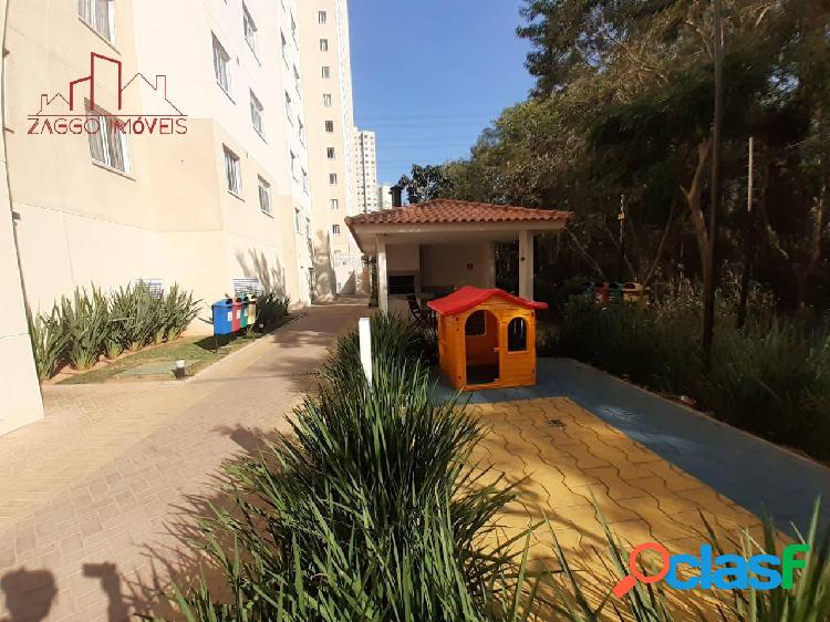 Apartamento de 35m² com 2 dorm