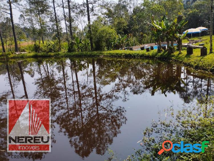 BELA CHÁCARA EM JUQUITIBA/SP PARA LAZER COM PISCINA