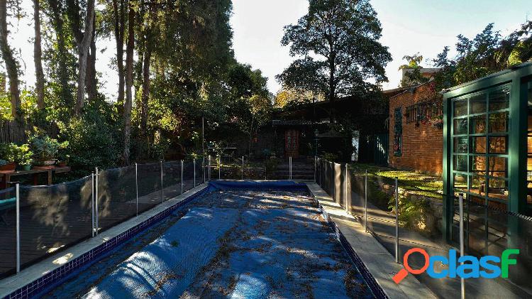 Belíssima casa térrea com 413m² de construção