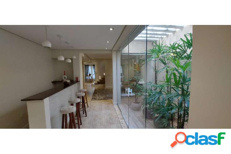 Casa com 4 quartos, 300m², à venda em São Paulo, Cambuci