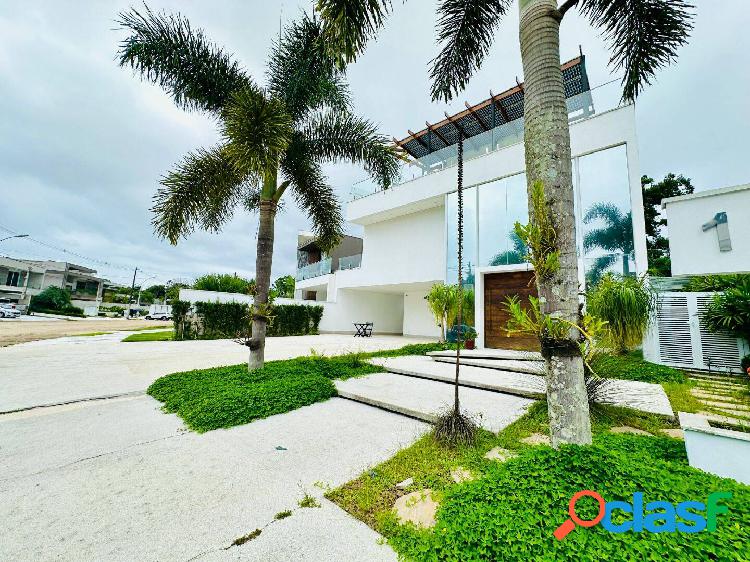 Casa com 6 dormitórios à venda, 463 m² por R$