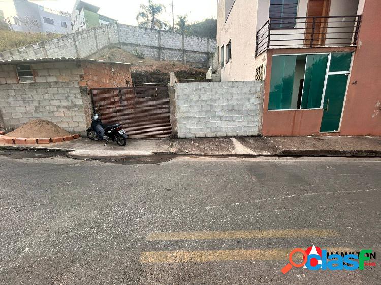 Casa mobiliada para locação no Bairro Dona Luizinha