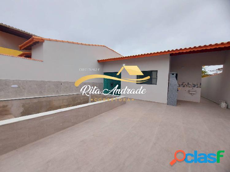 Casa nova 2 dorms com piscina apenas 600m da praia - Loty -