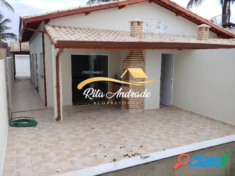 Casa ótima espaçosa com piscina lado praia em Itanhaém